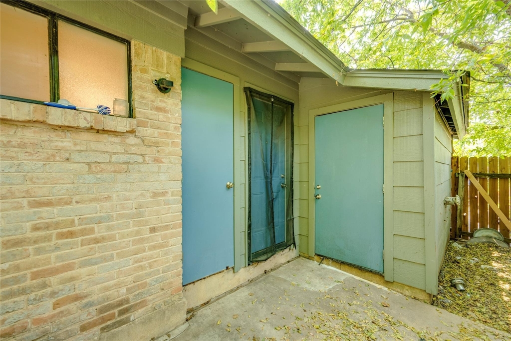 838 N Meadows Dr - Photo 24