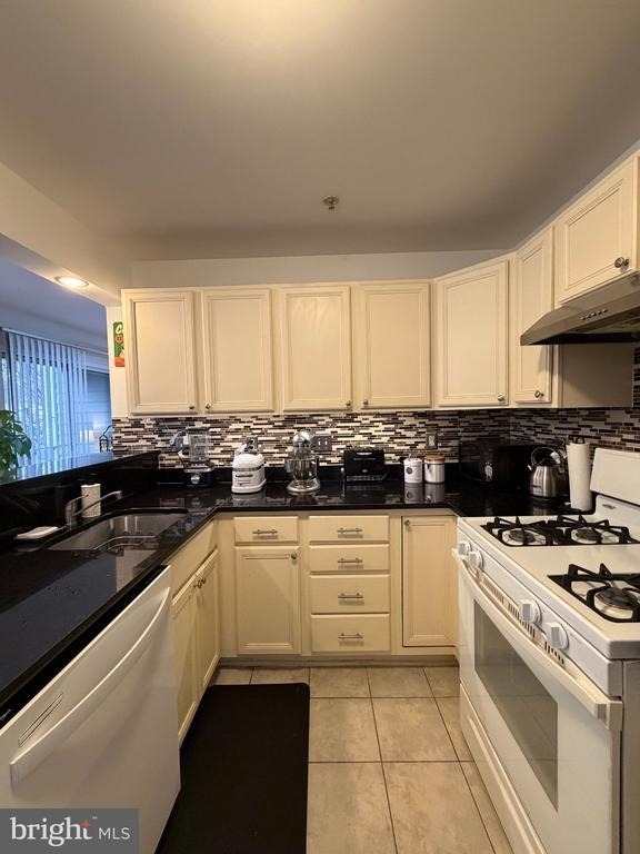 111 Timberbrook Lane - Photo 13