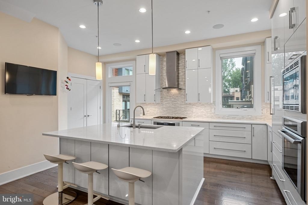 5307 Merriam Street - Photo 6