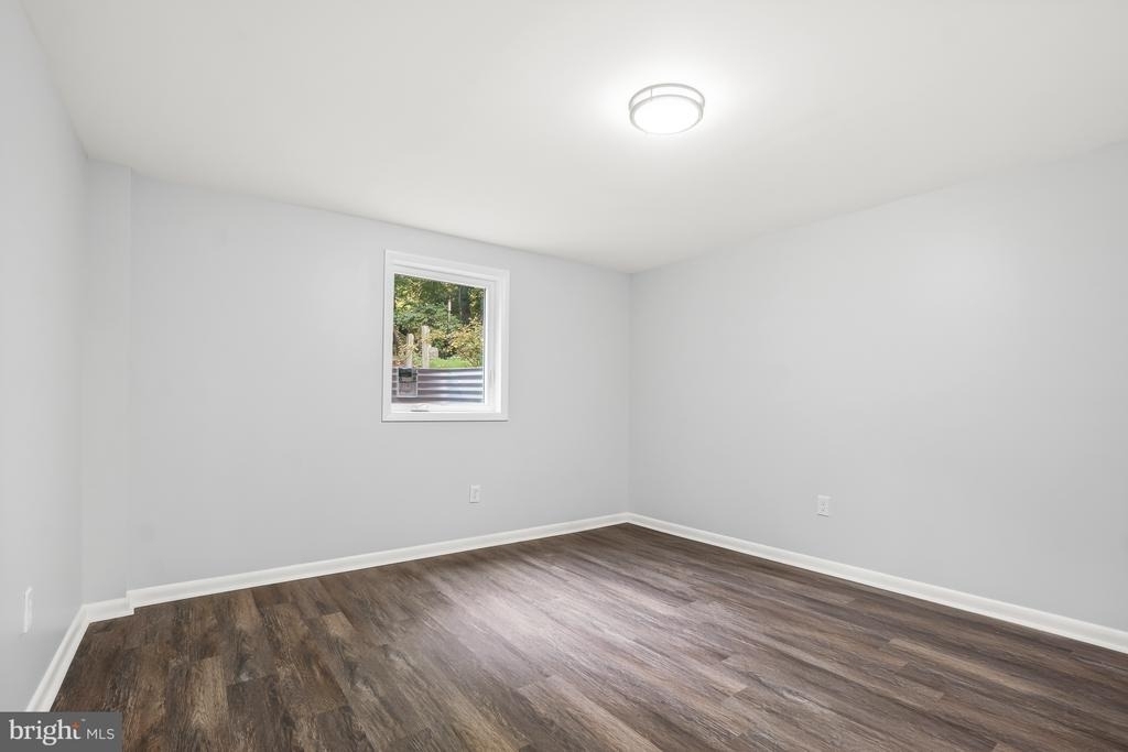 10705 Lockridge Drive - Photo 19