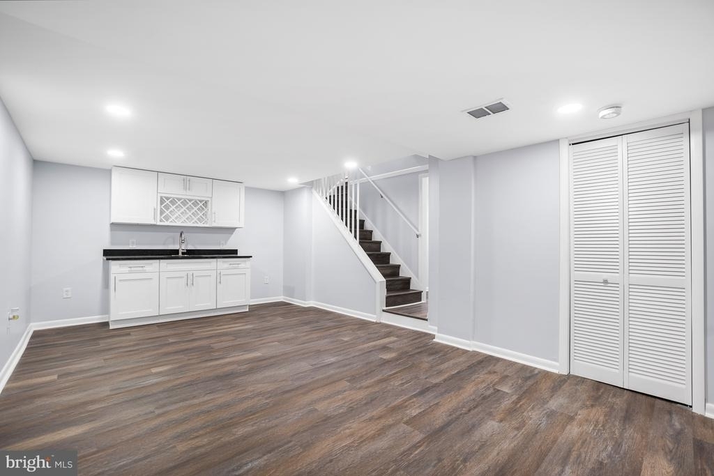 10705 Lockridge Drive - Photo 16