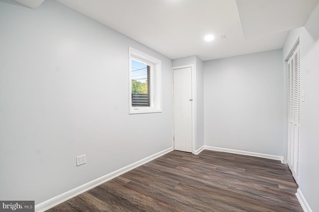 10705 Lockridge Drive - Photo 25
