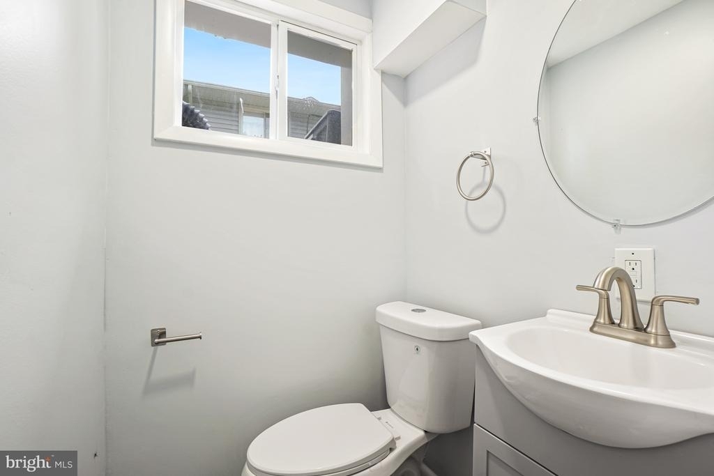 10705 Lockridge Drive - Photo 24