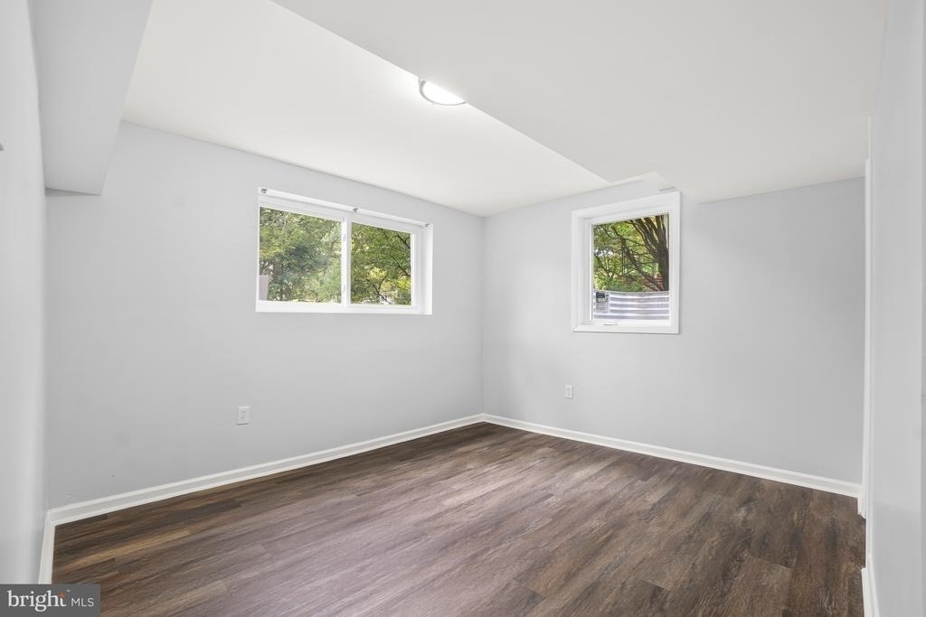 10705 Lockridge Drive - Photo 22