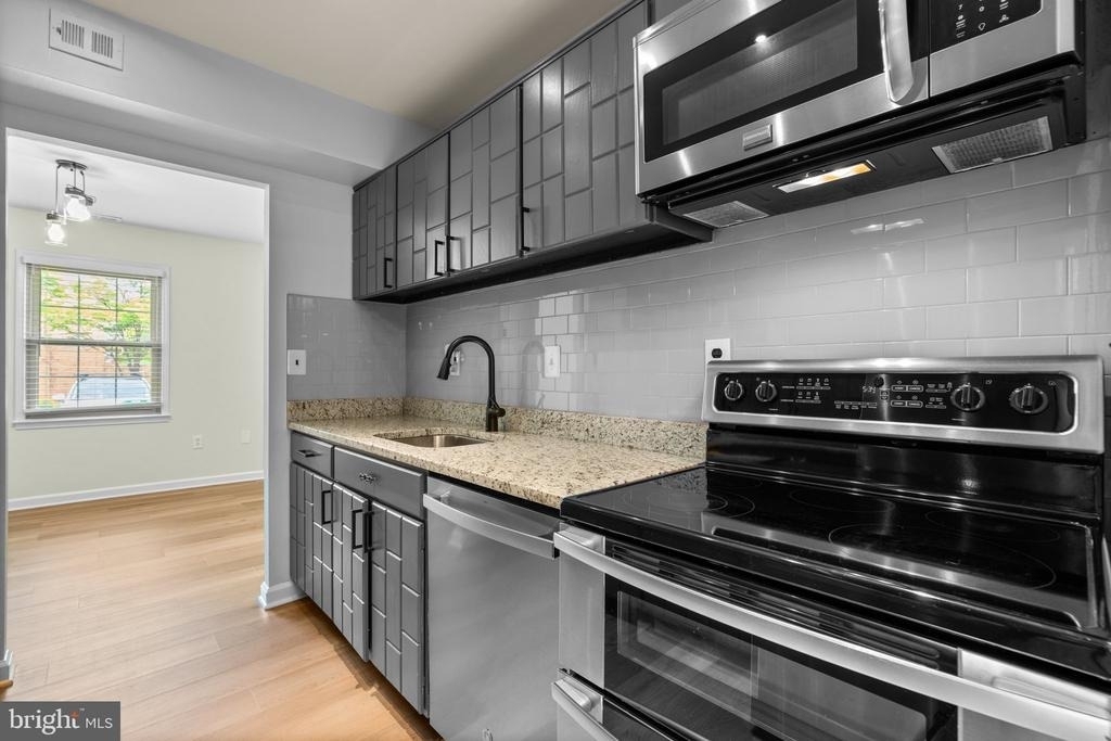 16 Cornerwood Court - Photo 7