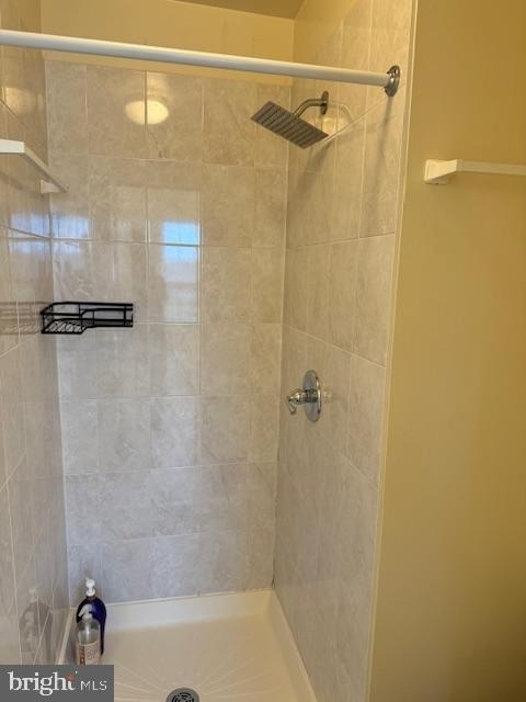 8630 Delcris Drive - Photo 8