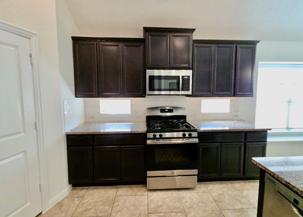 615 Linares Ln - Photo 7
