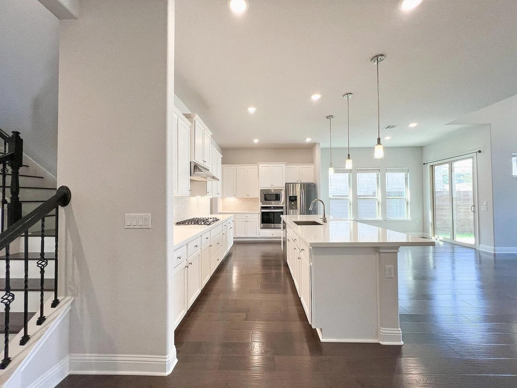 7212 Jument Dr - Photo 6