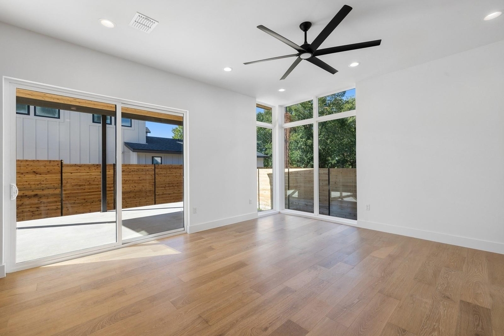 4806 Richmond Ave - Photo 6