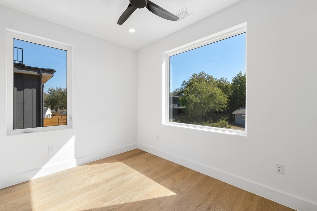 4806 Richmond Ave - Photo 17