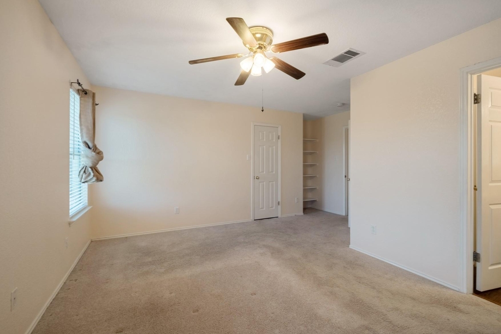 17131 Dashwood Creek Dr - Photo 10