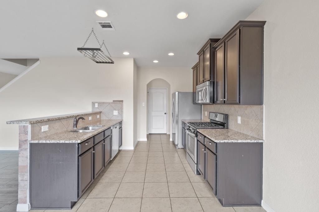 1445 Treeta Trl - Photo 9