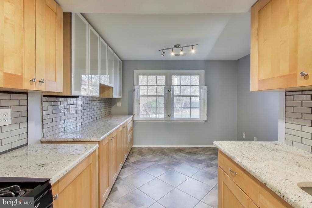 5769 Yellowrose Court - Photo 5
