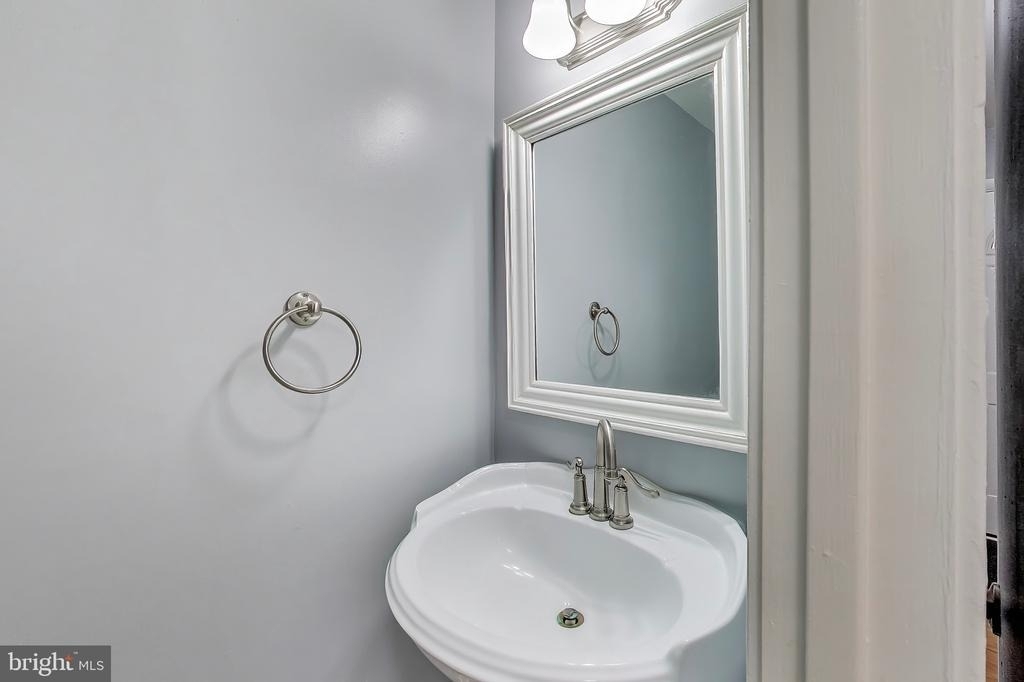 5769 Yellowrose Court - Photo 9