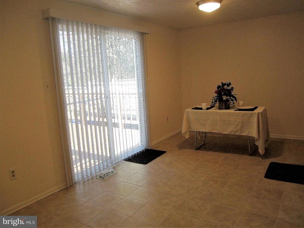 6085 Rock Glen Drive - Photo 6