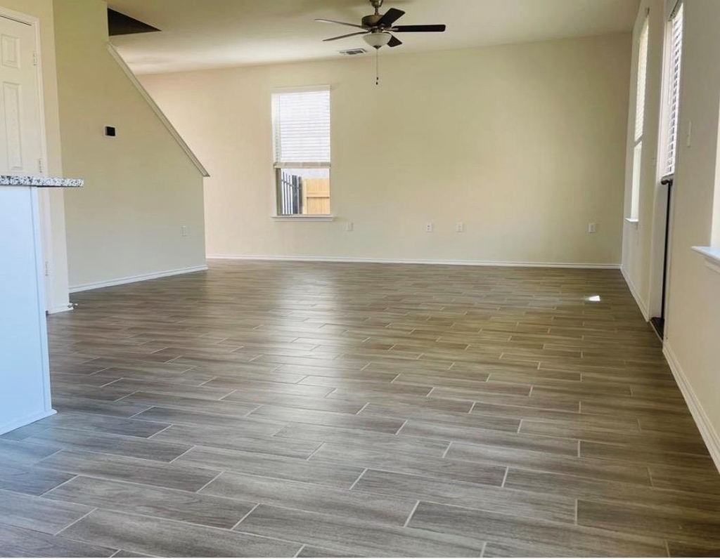 10208 Buckskin Horse Way - Photo 3