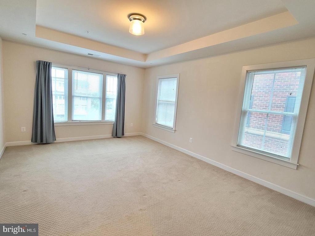 3605 Katherine Way - Photo 10