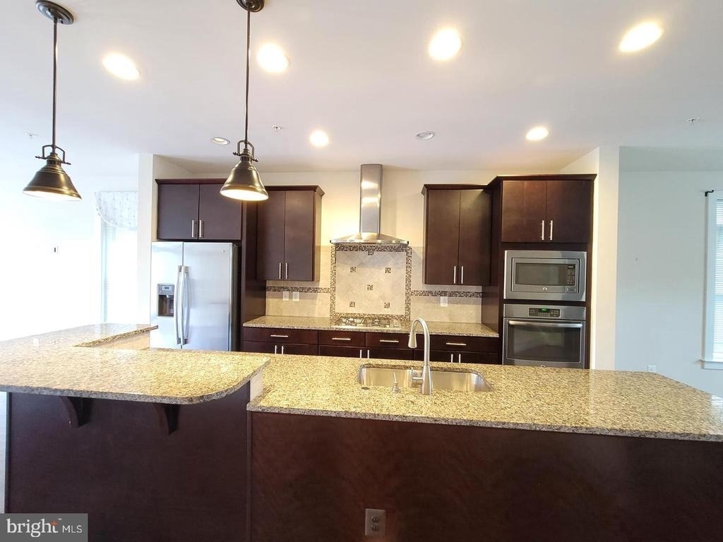 3605 Katherine Way - Photo 2