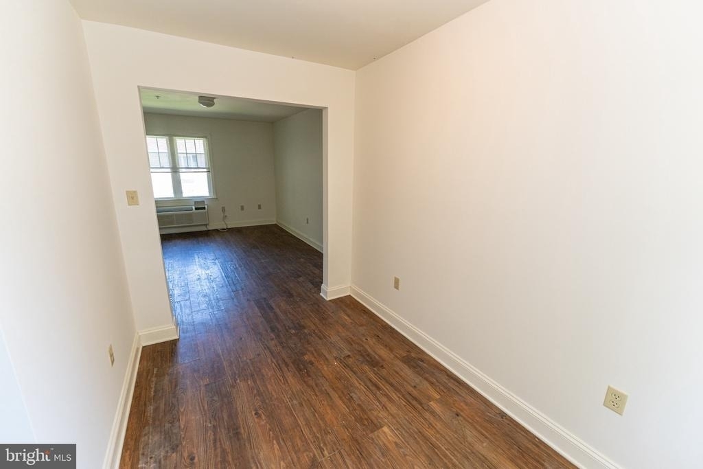 800 Travers Street - Photo 14