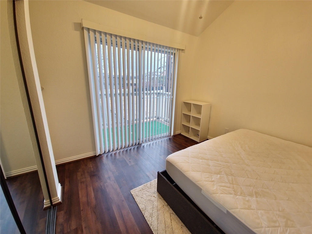 2313 Longview St - Photo 7