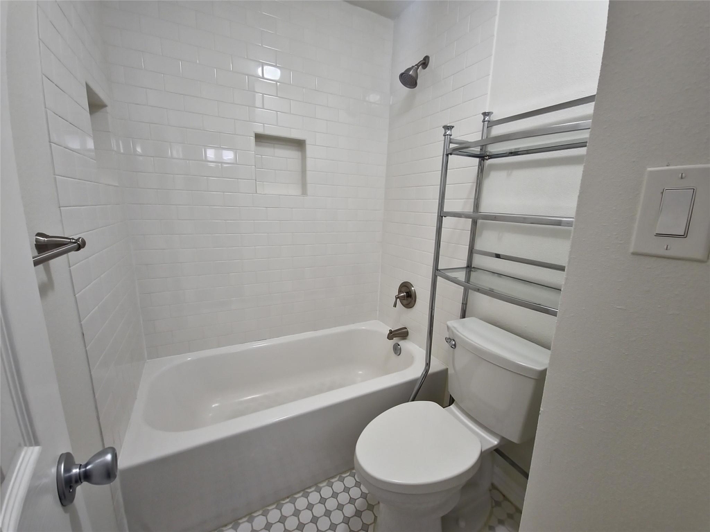 2313 Longview St - Photo 8