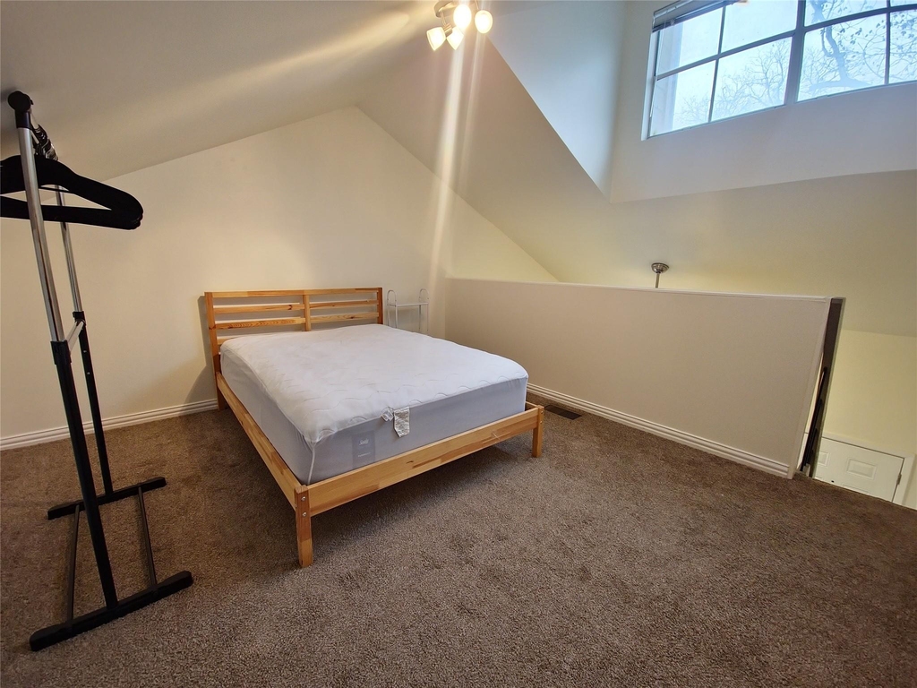 2313 Longview St - Photo 10