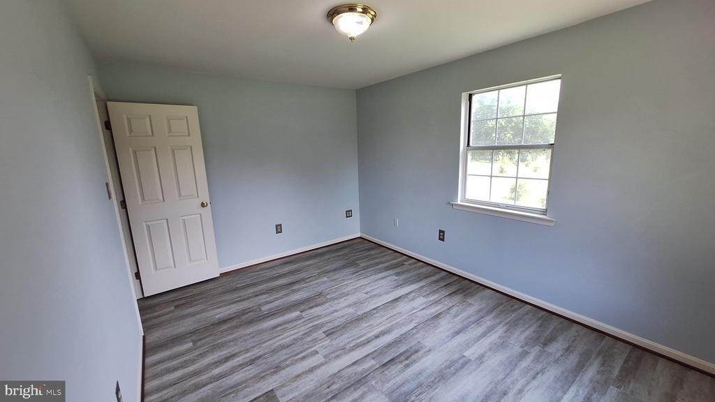 7108 Glen Albin Road - Photo 12