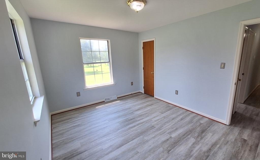 7108 Glen Albin Road - Photo 13