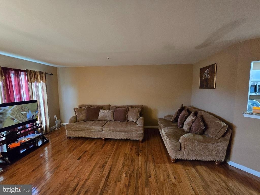 10544 Catalina Place - Photo 5
