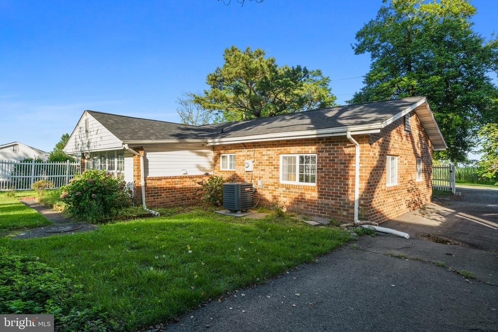 1626 Bayberry Road - Photo 27