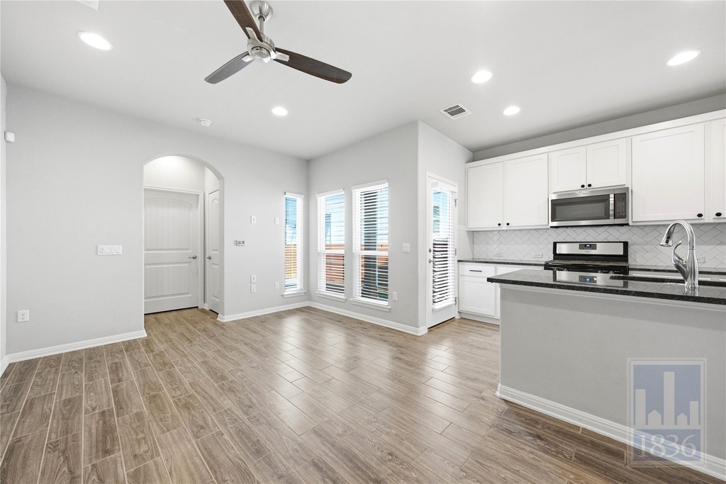 5916 Corrine Ln - Photo 5