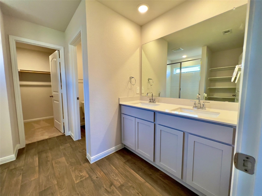 305 Darwin Pl - Photo 6