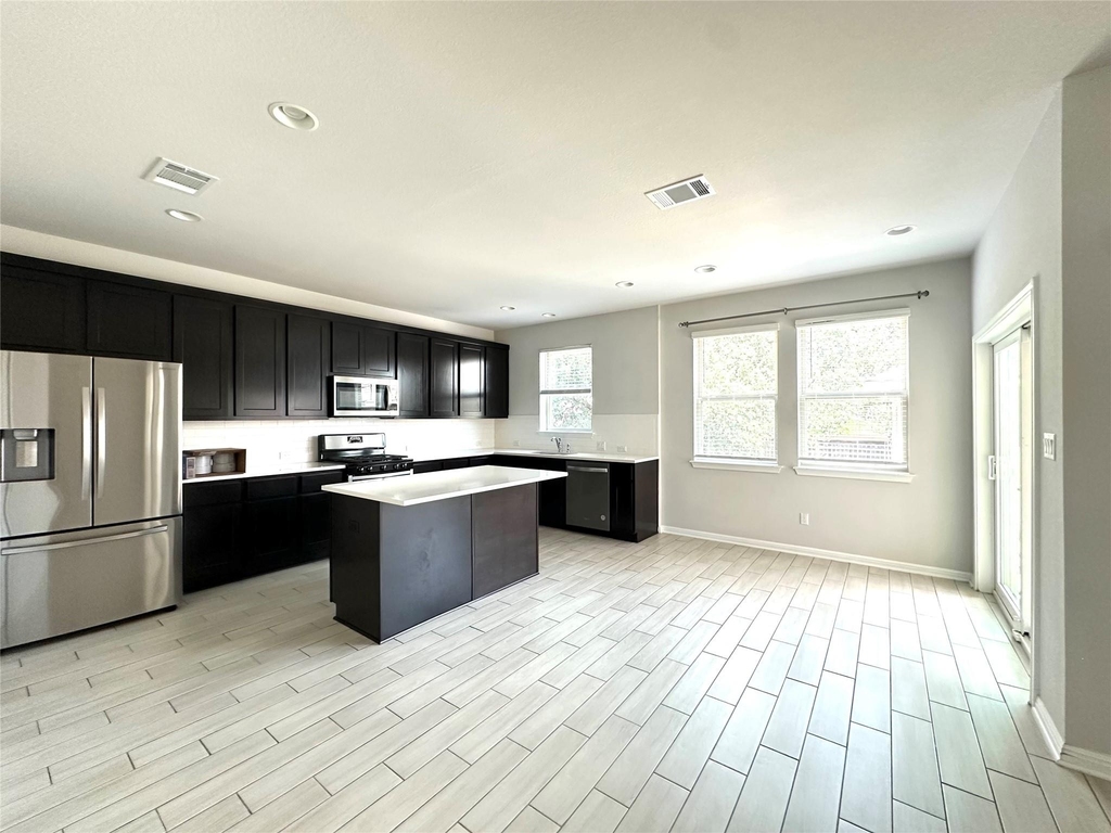 2724 Stone Branch Dr - Photo 6