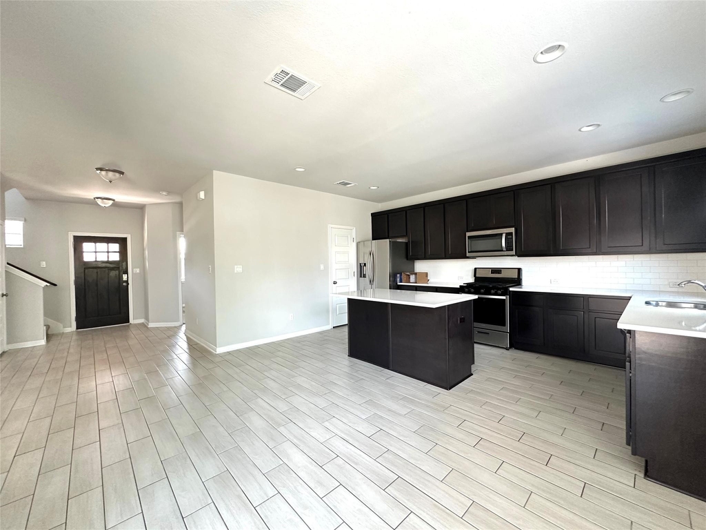 2724 Stone Branch Dr - Photo 5