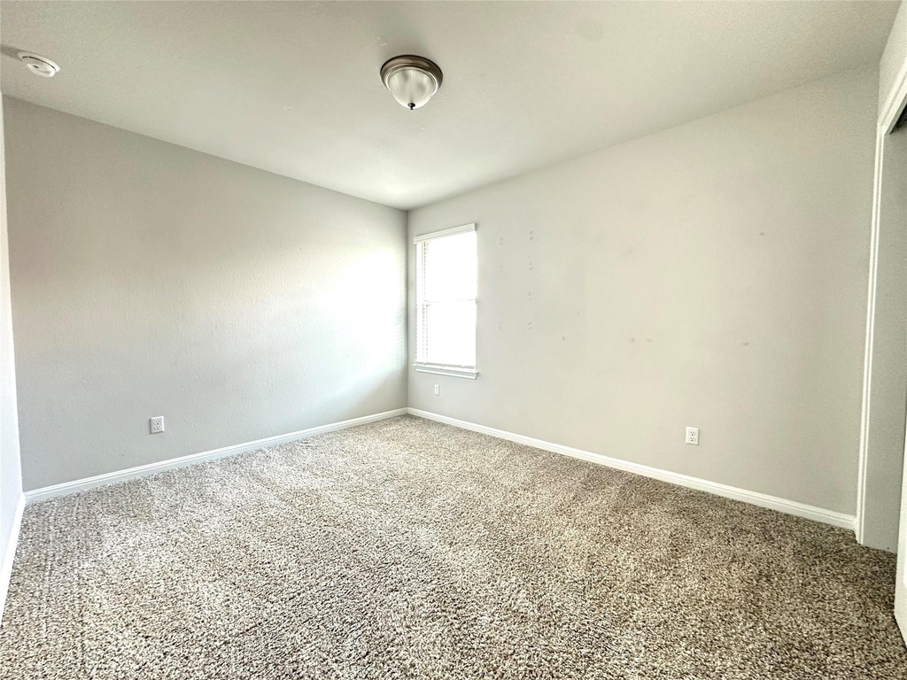 2724 Stone Branch Dr - Photo 14