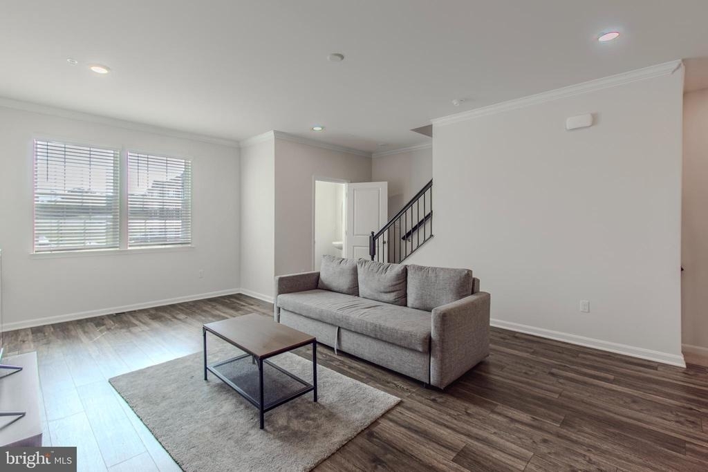 8372 Dieter Drive - Photo 10