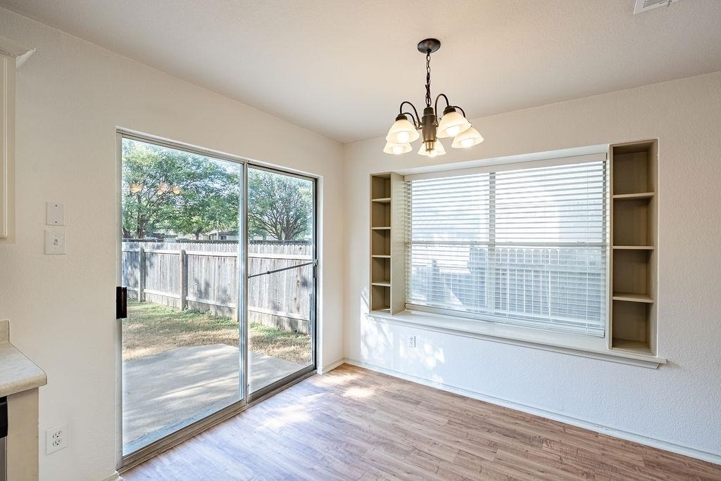 13505 Dulles Ave - Photo 5