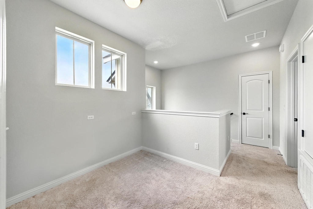 8007 Orizzonte St - Photo 19