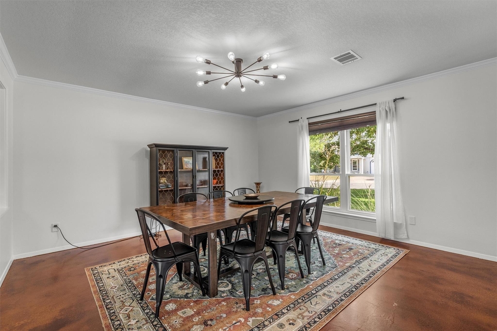 1602 Rock Creek Dr - Photo 3