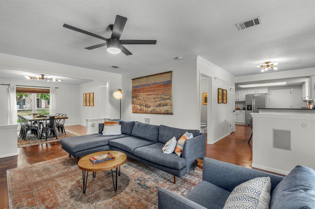 1602 Rock Creek Dr - Photo 8