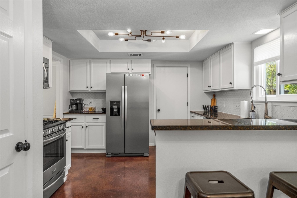 1602 Rock Creek Dr - Photo 11