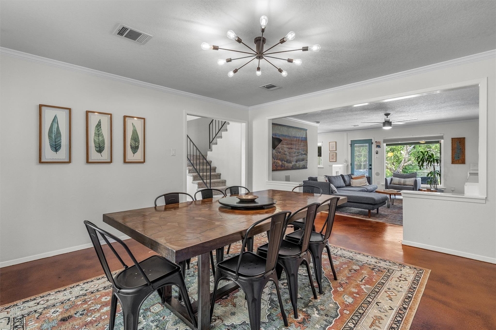 1602 Rock Creek Dr - Photo 4