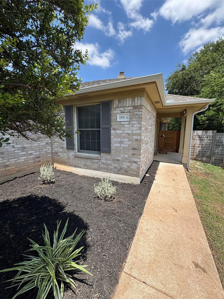 1906 Alex Ave - Photo 10
