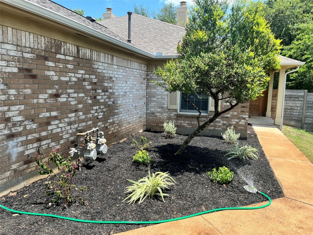 1906 Alex Ave - Photo 11
