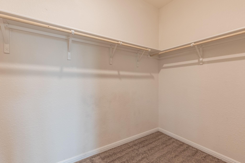 12601 Samuel Adams - Photo 27