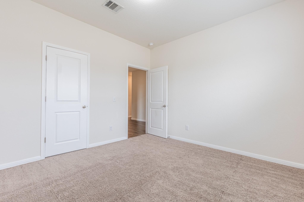 12601 Samuel Adams - Photo 7