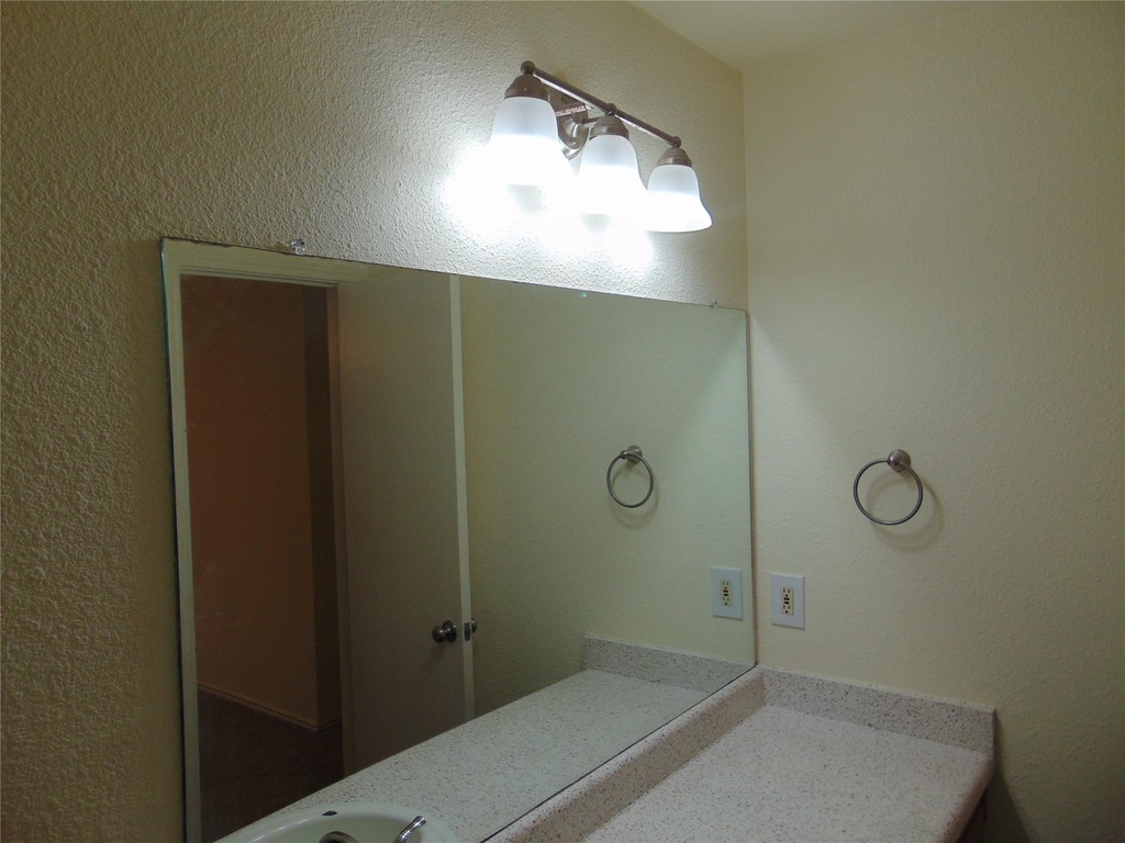 15209 Bullace St - Photo 12