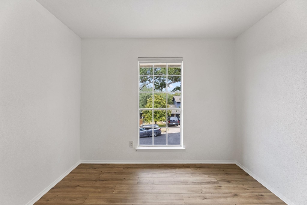 4303 Rimdale Dr - Photo 22
