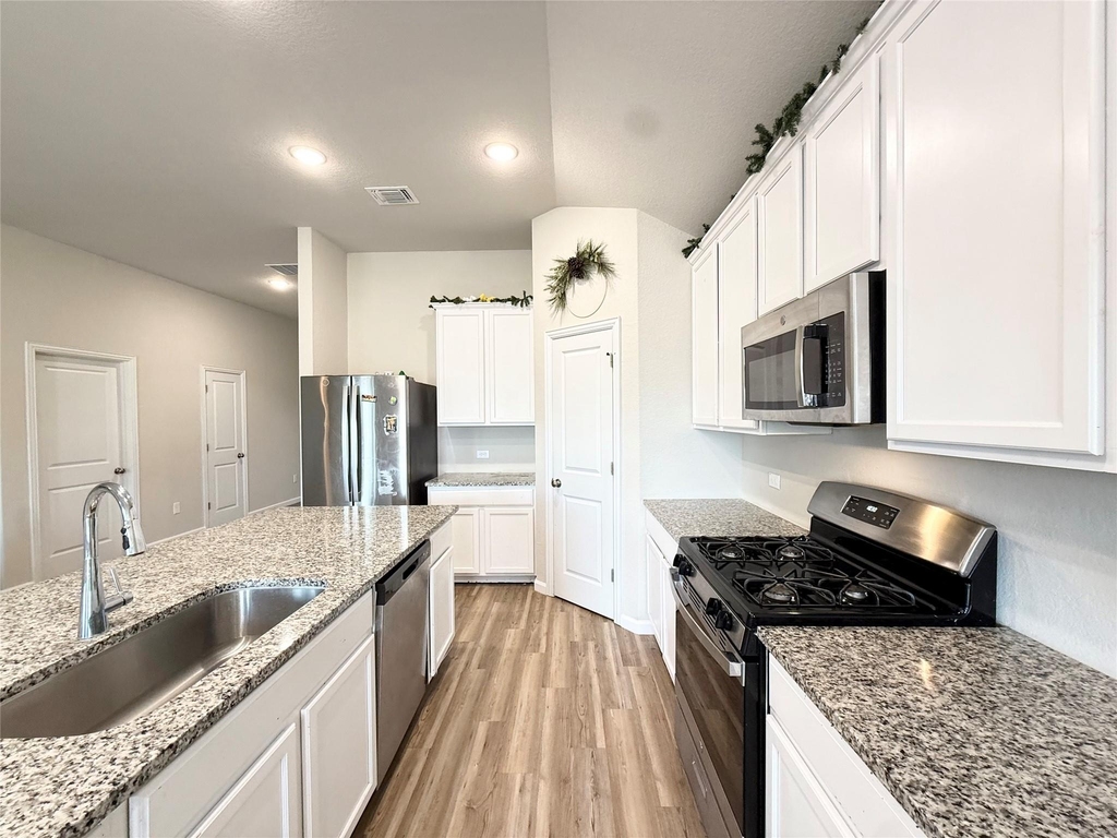 142 Periwinkle Ln - Photo 6
