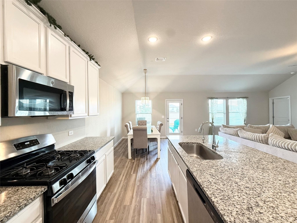 142 Periwinkle Ln - Photo 5